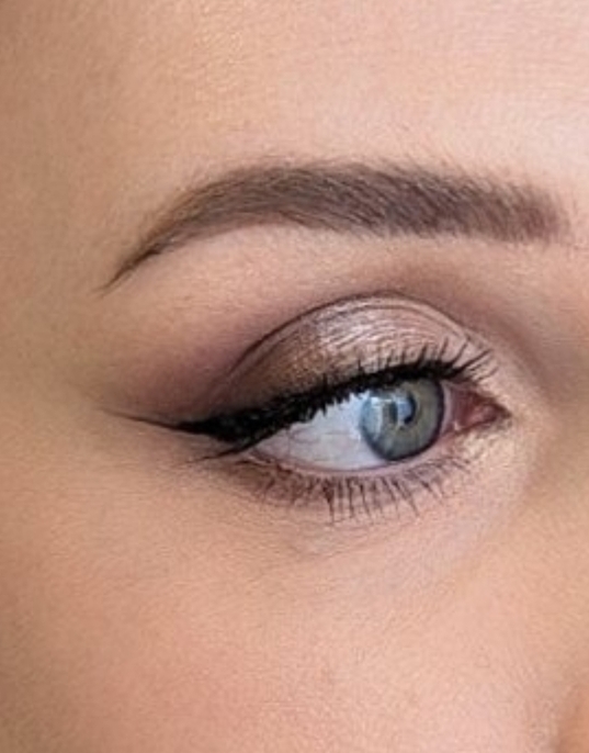 Augenbrauen Korrektur 